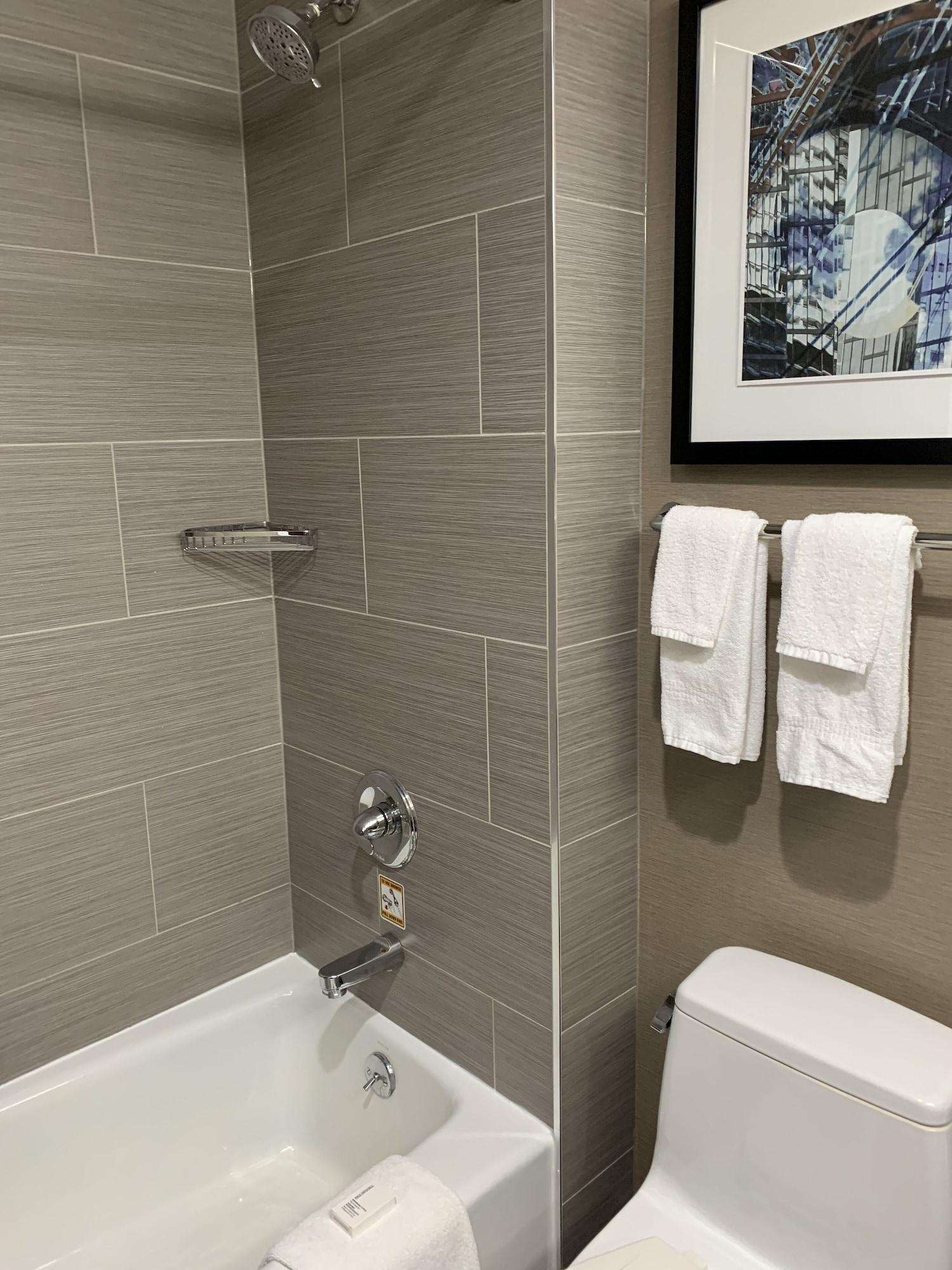 Fairfield Inn & Suites By Marriott New York Staten Island Экстерьер фото