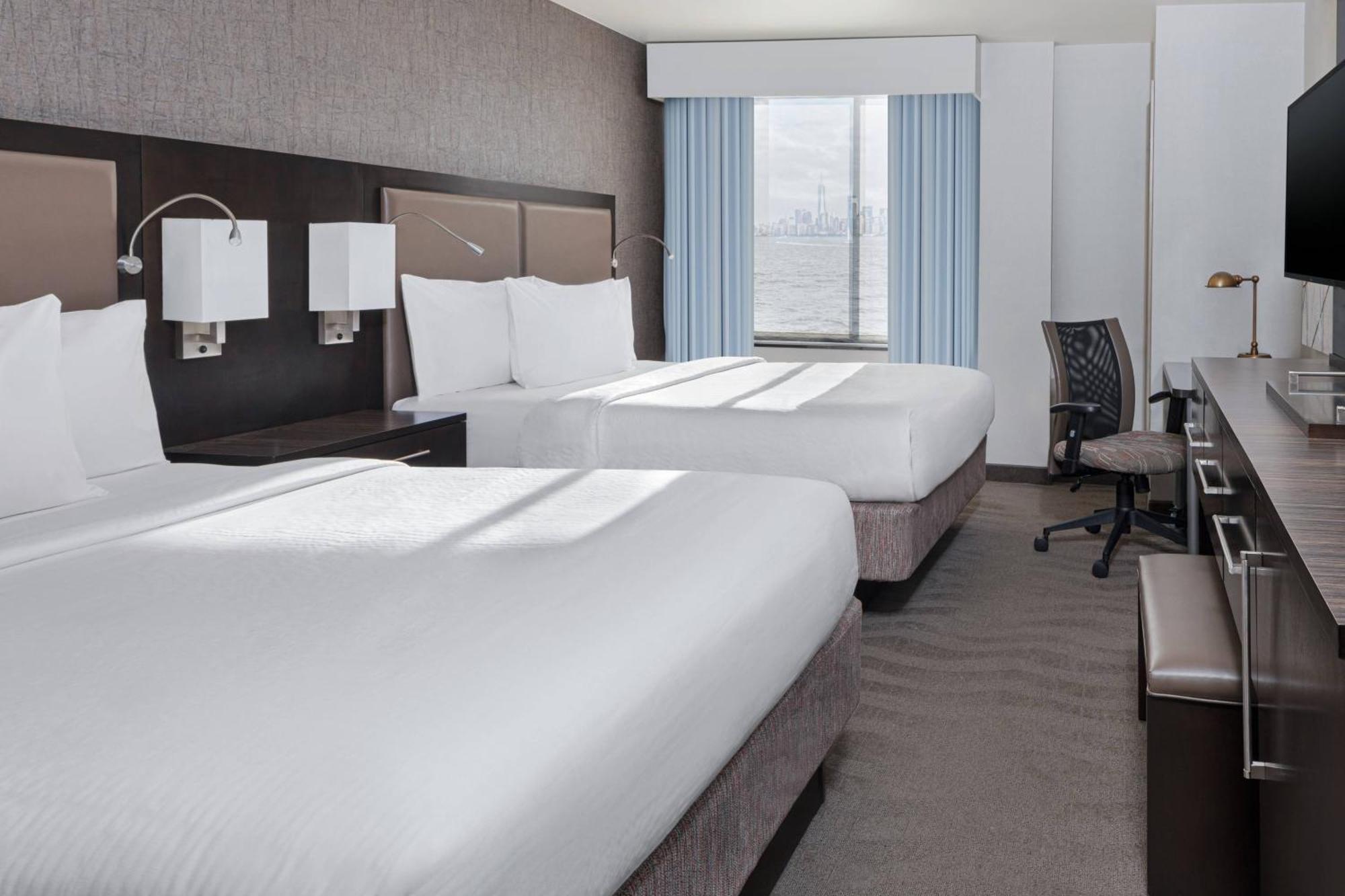 Fairfield Inn & Suites By Marriott New York Staten Island Экстерьер фото